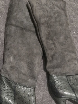 Giorgio Brato unworn suede boots with fur – Size 39