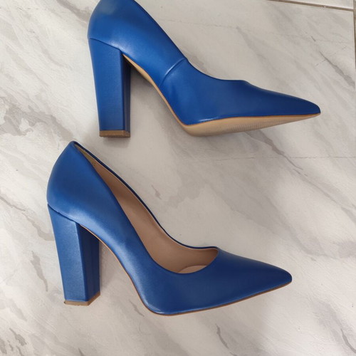Blue pumps with thick heel size 39 like new
