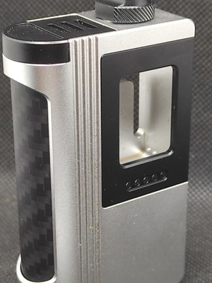 Blaze AIO DNA80C 18650 vape mod like new, silver black carbon