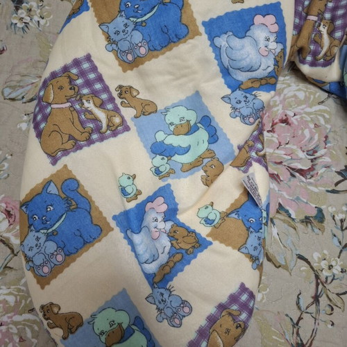 Breastfeeding pillow in excellent condition