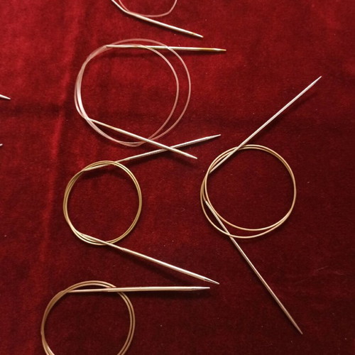 Circular knitting needles like new, pack of 11 pieces