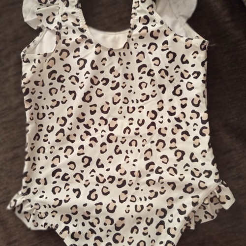 Animal Print Girls' One-Piece Swimsuit like new, size 5-6 years