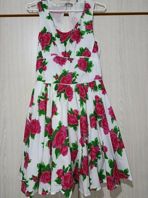 Sfera dress like new, 100% cotton with white base and pink floral print, size L