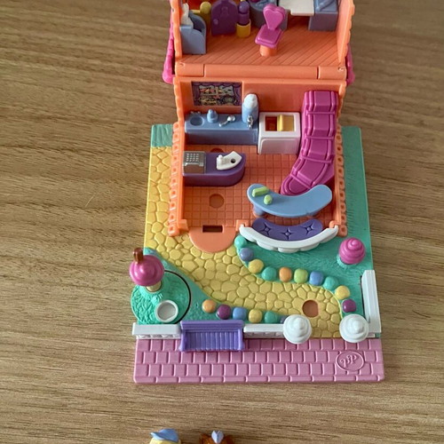 Polly Pocket Ice Cream Parlor 1995 vintage, used, complete