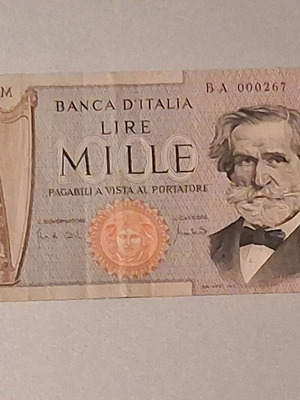 1000 Italian Lire banknote with Giuseppe Verdi