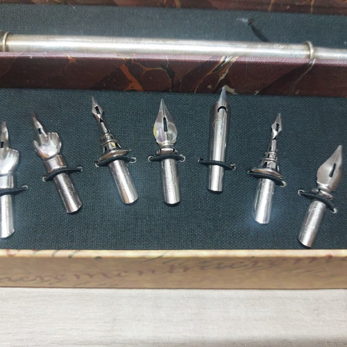 The Writing Collection calligraphy set like new with metal nib and ink