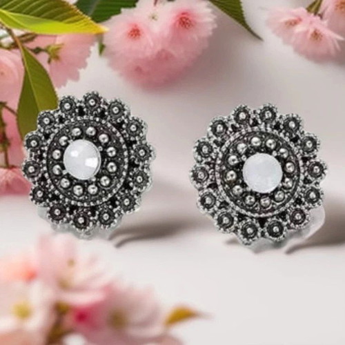 Handmade Vintage Style Silver Tone Floral Stud Earrings