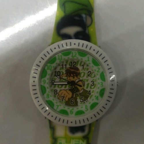 Ben10 children's watch used, battery replacement needed