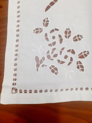 White Cutwork Machine Square 54×54cm new