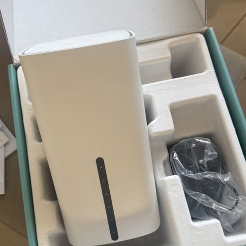 Wifi Router TP-Link AC1800 NX200 5G like new