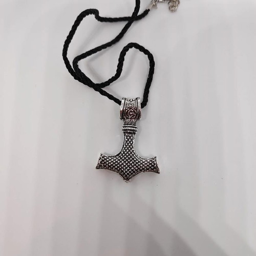 Thor's Hammer Pendant Necklace like new, silver metal with adjustable cord