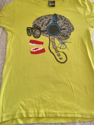 T-shirt medium