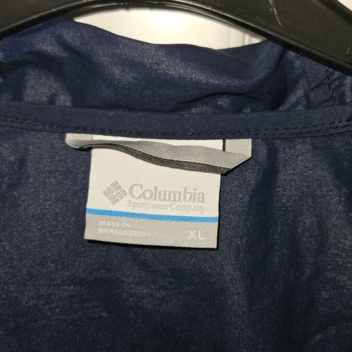 Columbia jacket new, waterproof and windproof, size XL, blue