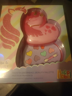 HappiHobbi Beauty Palette lips and eyes new