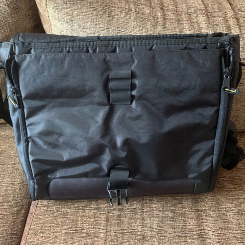 HP Laptop Bag Shoulder/Hand 17’’ used, black