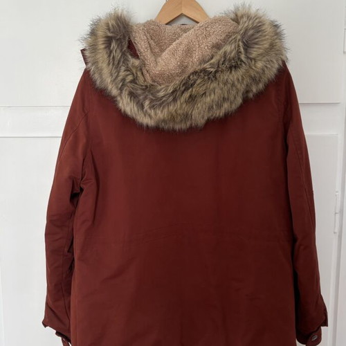 Funky Buddha Winter Jacket Medium with Removable Hood like new, red