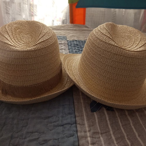 Straw summer hats set small size beige like new