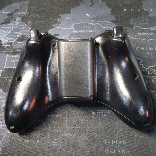 Microsoft Xbox 360 Black controller like new