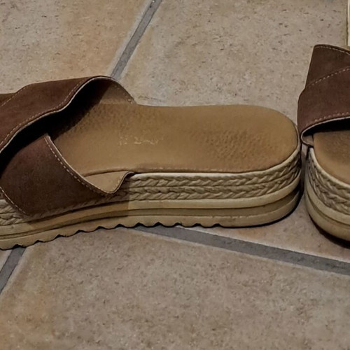 Leather flatform sandals, size 38, beige and brown