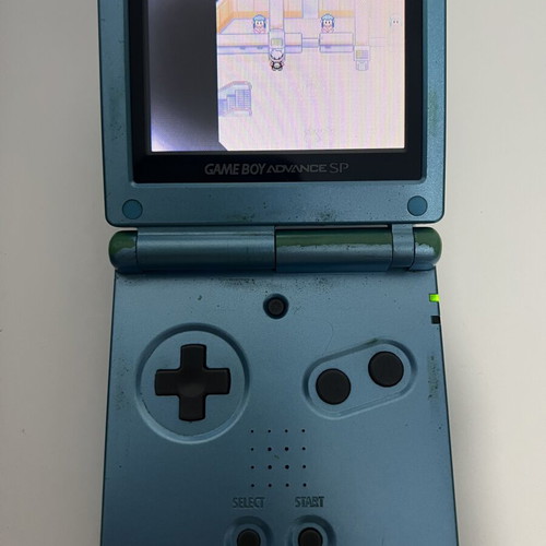 Nintendo Game Boy Advance SP used, screen issue, battery needs replacement