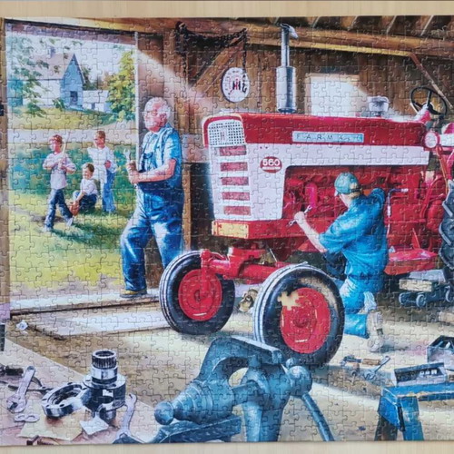 Master Pieces Farmall 1000-piece jigsaw puzzle