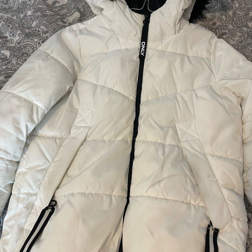Puffer warm jacket Only used, size M, black and white