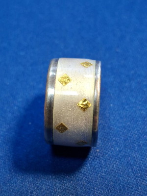 Silver ring new with 925 and 22k hallmark