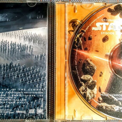 CD Star Wars Episode II Attack of the Clones like new, music by John Williams