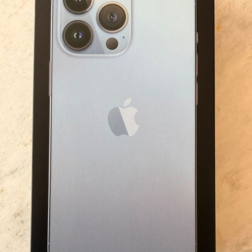 iPhone 13 Pro 128GB like new, blue, with 89% battery health