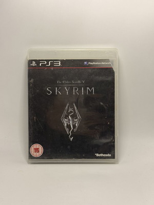 The Elder Scrolls Skyrim PS3 употребявана екшън приключенска игра
