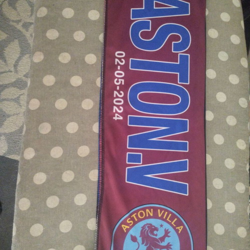 Olympiacos Aston Villa collectible scarf like new