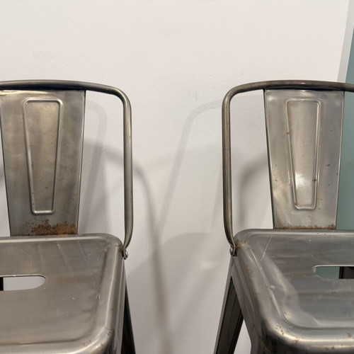 High stools anthracite glossy used, set of two