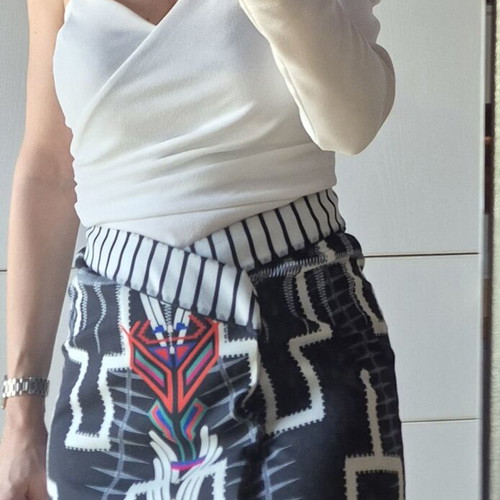 Peace And Chaos wrap skirt new, black and white