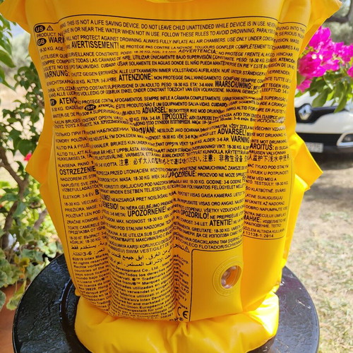 Intex Swim School Kids Life Jacket Like New for Ages 3-6