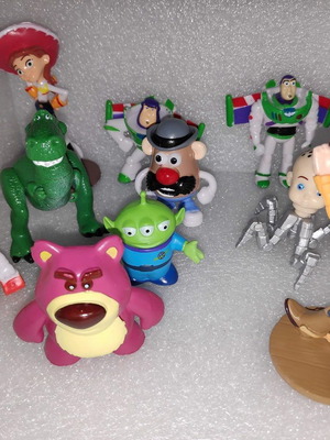 Σετ 10 φιγούρες Toy Story Disney Pixar, σαν καινούργιο