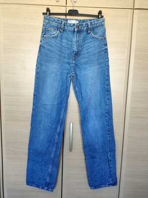 Bershka denim high waist straight line jeans used, size 36