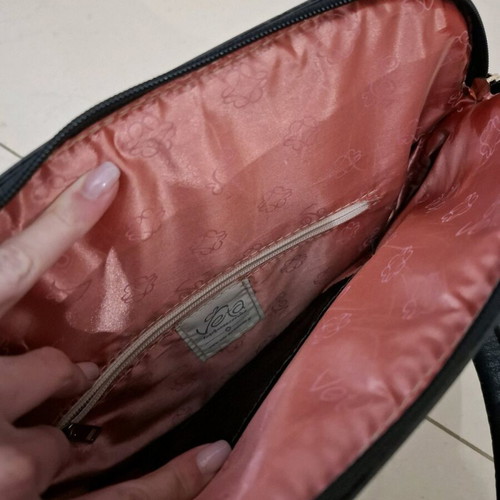 Veta black handbag like new