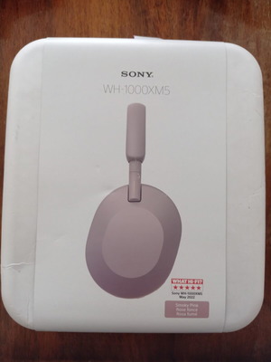 Sony WH-1000XM5 wireless headphones new, sealed