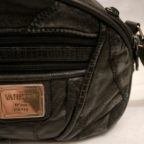 Leather backpack used, black, with zipper, 15x25cm