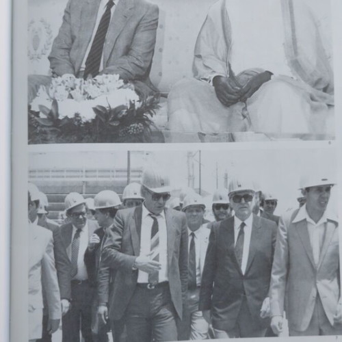 Historical Album 1982 like new, Greek edition