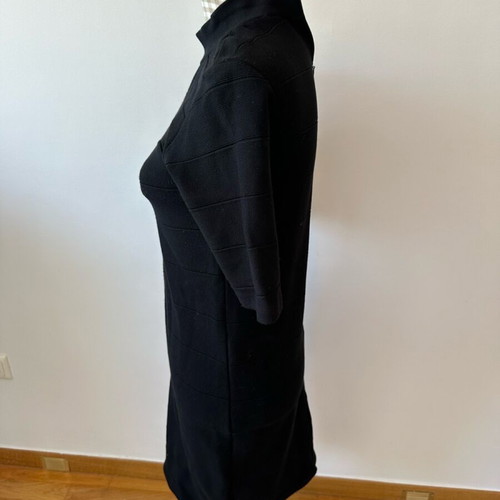 Zara knitted black dress size large used with back zipper