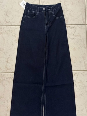 High-Waisted Wide-Leg Jeans Dark Wash New, Size XS