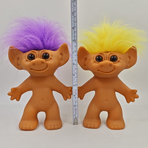 Vintage Ευχουληδες figures used, various sizes 1990's