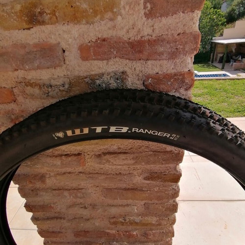 27.5-inch tires new for mixed and off-road use, set of 2