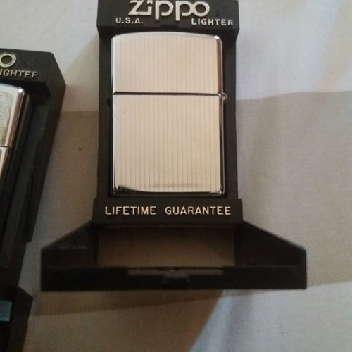 Zippo XIII lighters like new, set of 2