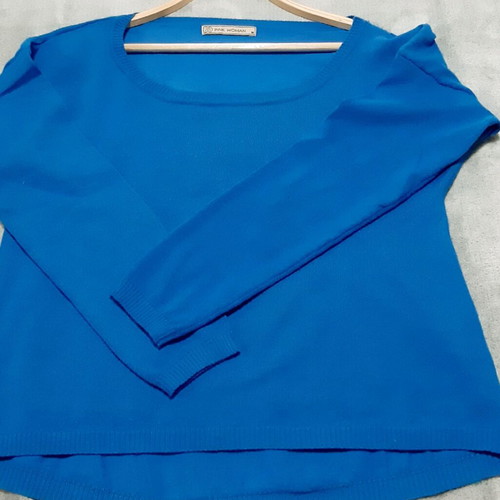 Pink Woman long sleeve fine knit sweater, electric blue, medium, new