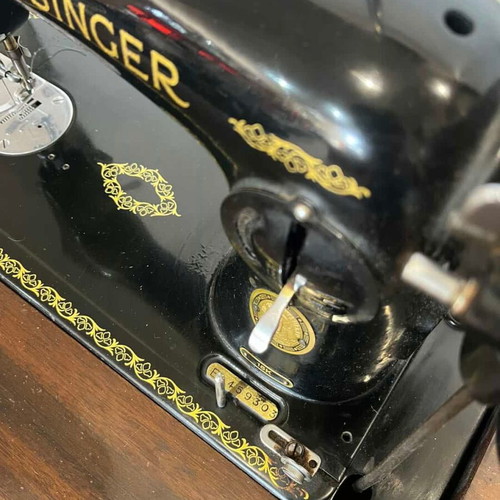 Singer vintage sewing machine cabinet EL459303 78x52x42