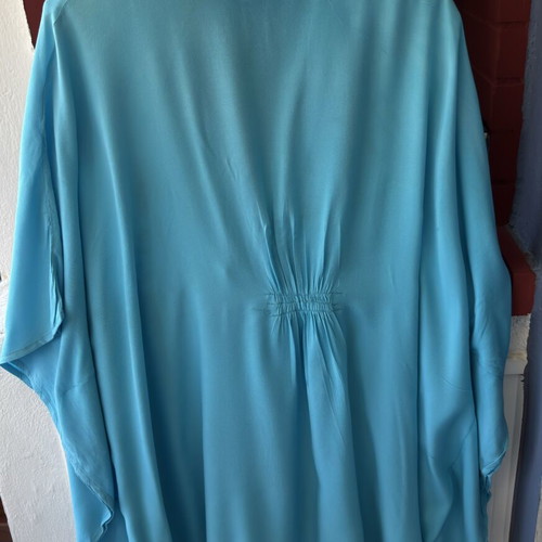 Pareo in poncho style like new, turquoise