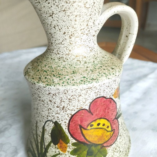 Vintage bundle handmade ceramic jug and Pink Girls figure pair like new