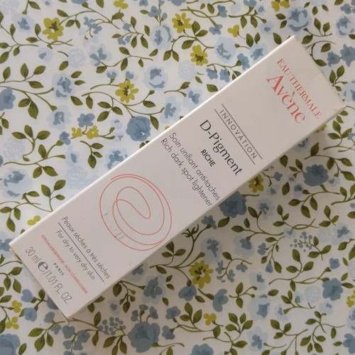Avène D-Pigment Face Cream with Cera di Cupra Hand Cream Gift